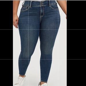 TORRID DENIM JEGGINGS SIZE 12T